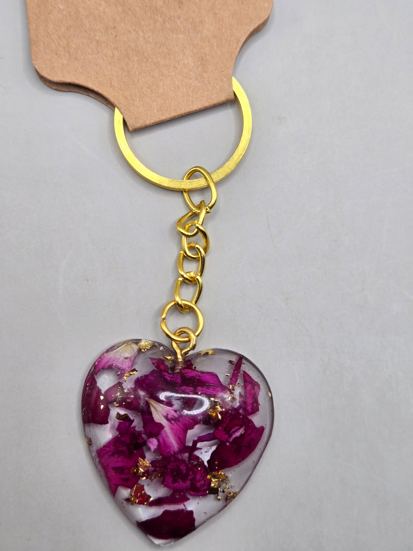 Pressed Flower Keychain, Botanical Resin Heart Keychain, Handmade Floral Accessory