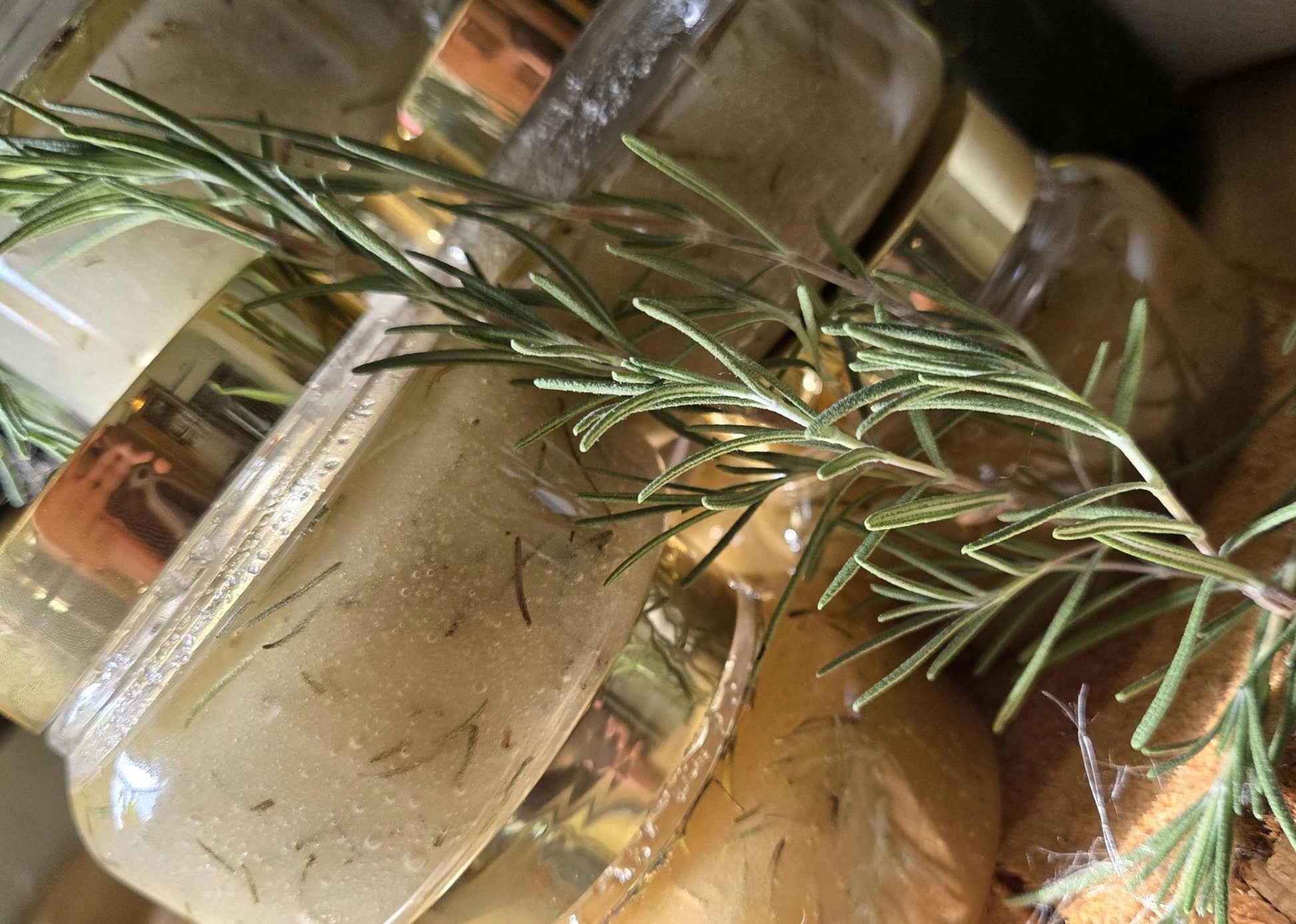 Rosemary Body Scrub – All-Natural Sugar Exfoliant | Hydrating & Nourishing Botanical Skin Polish