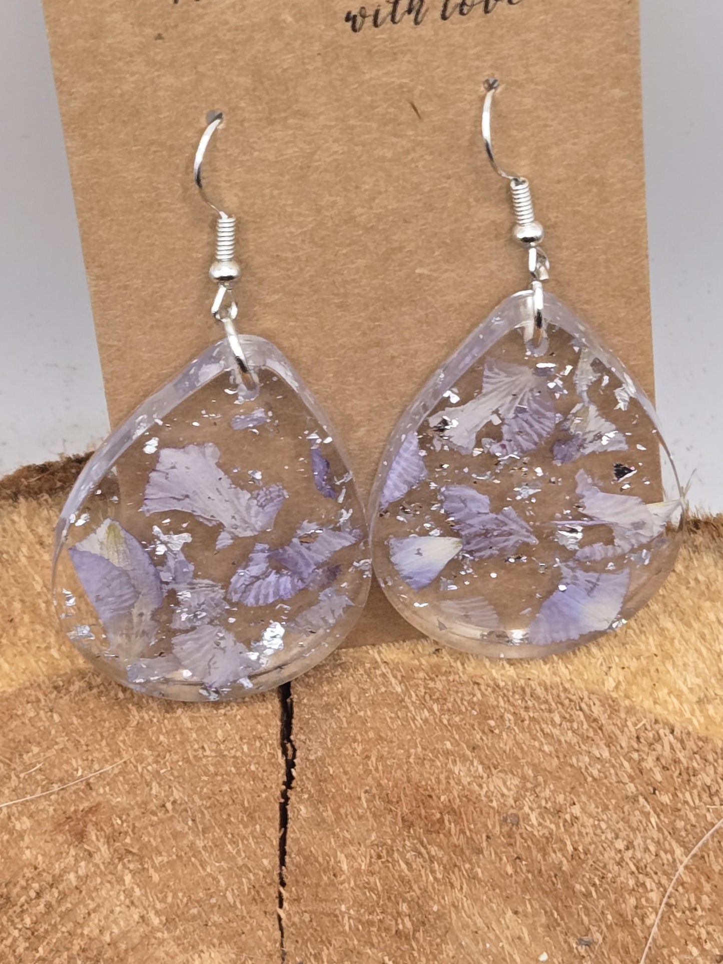 Pressed Hydrangea Resin Earrings – Lavender, Silver Flake Real Flower Jewelry