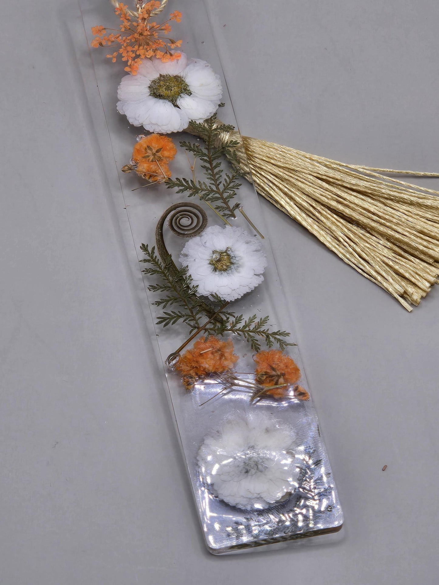 Pressed Flower Resin Bookmark – Handmade Botanical Gift