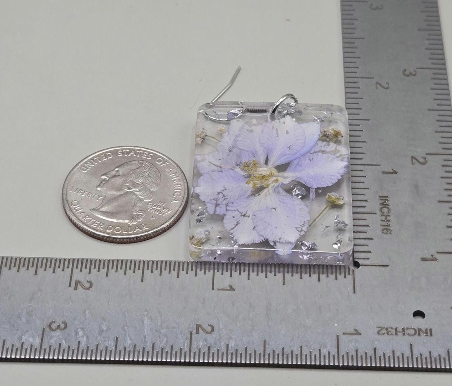 Pressed Hydrangea Resin Earrings – Lavender, Silver Flake Real Flower Jewelry