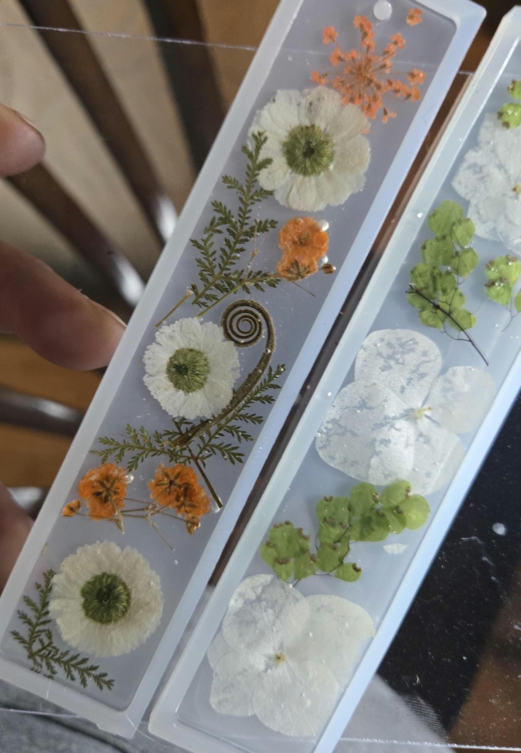 Pressed Flower Resin Bookmark – Handmade Botanical Gift
