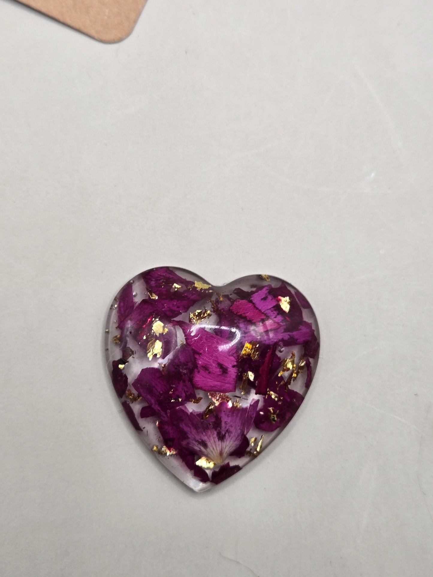 Pressed Flower Resin Necklace Pendant – Real Dried Botanical Jewelry