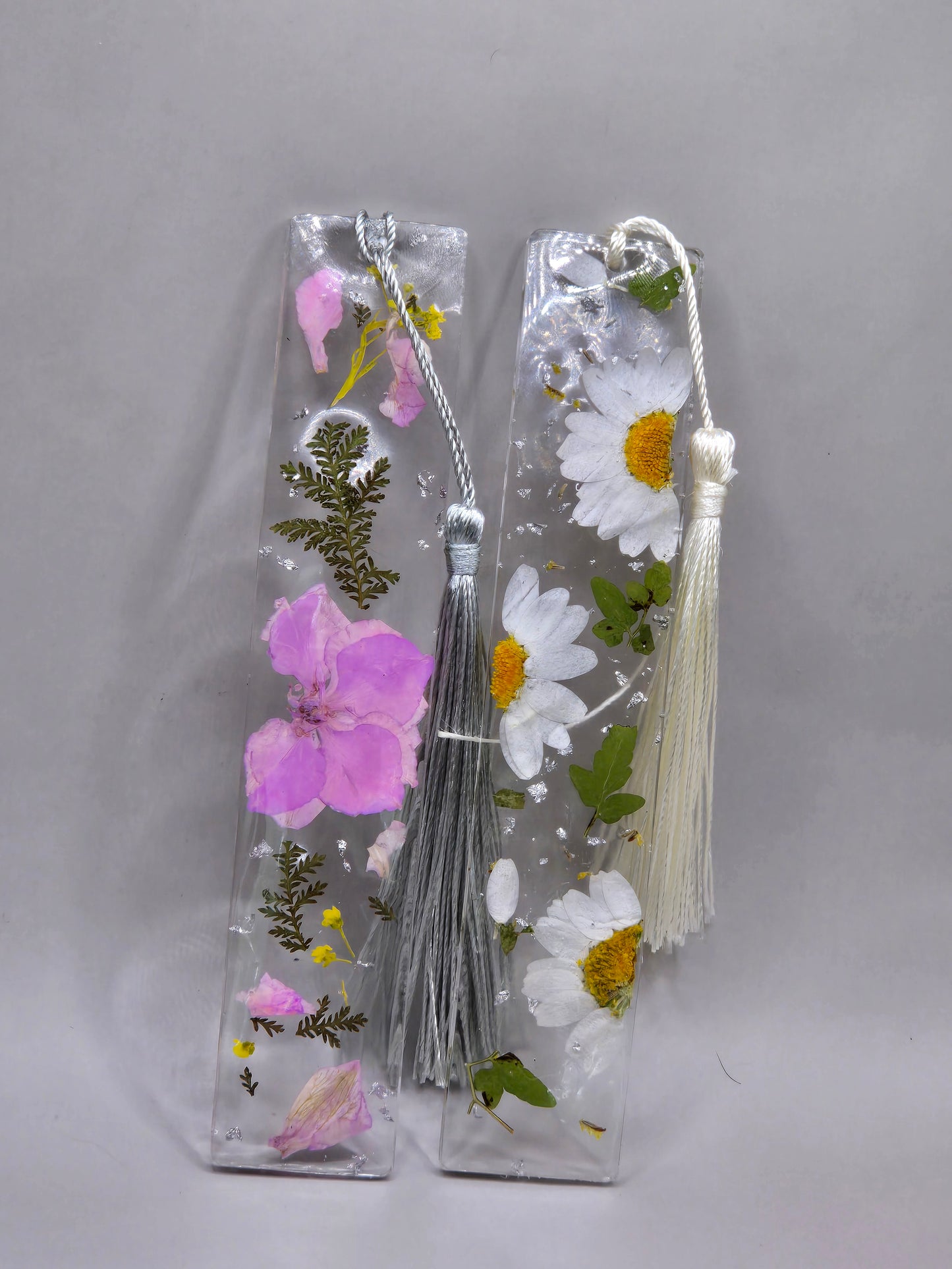 Pressed Flower Resin Bookmark – Handmade Botanical Gift