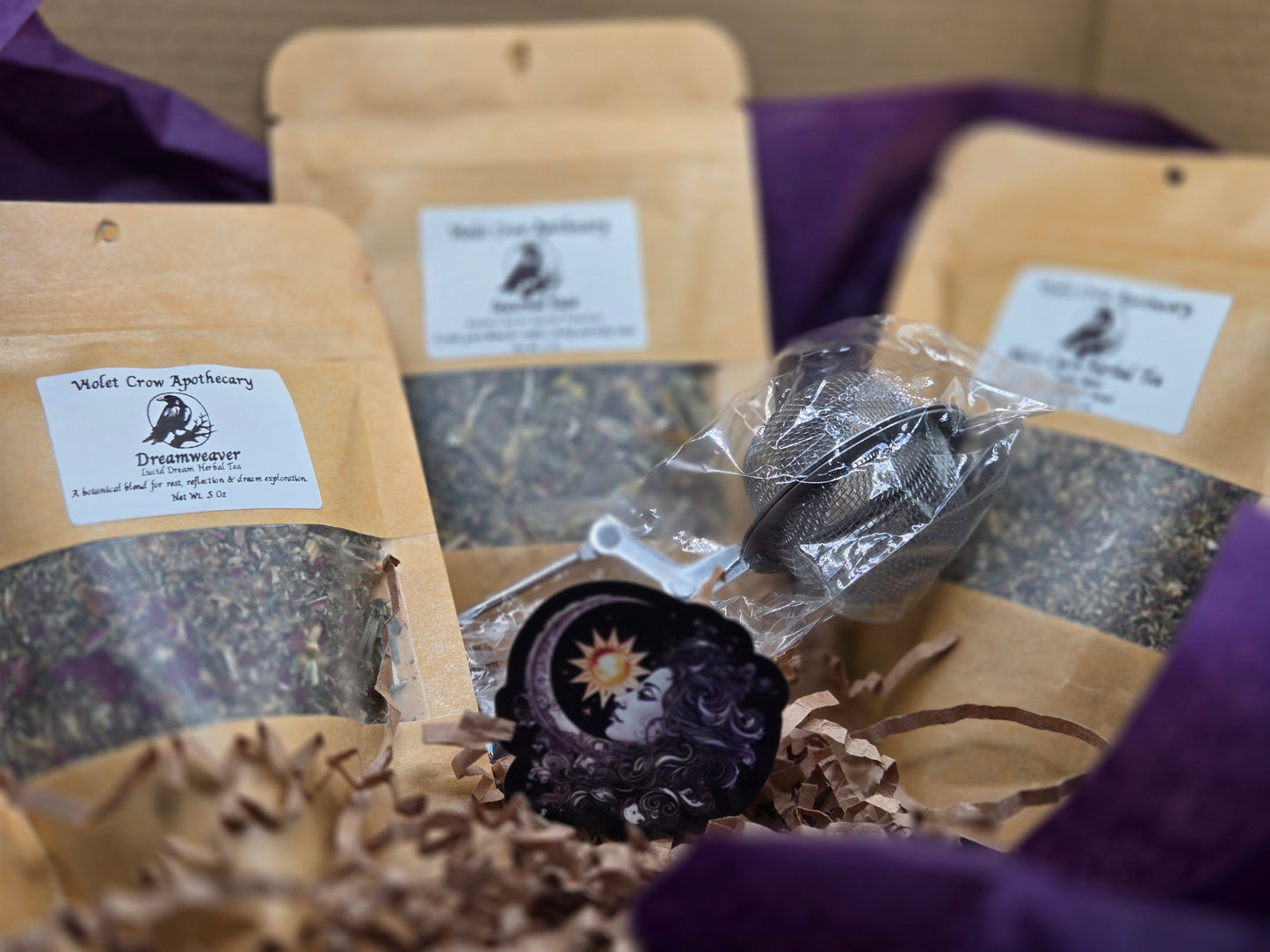 Tea Ritual Gift Set
Herbal Tea Sampler + Steeper