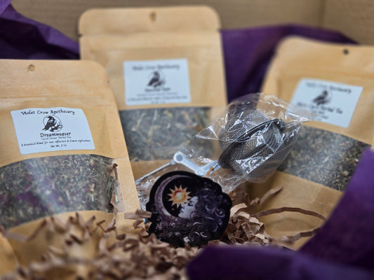 Tea Ritual Gift Set
Herbal Tea Sampler + Steeper