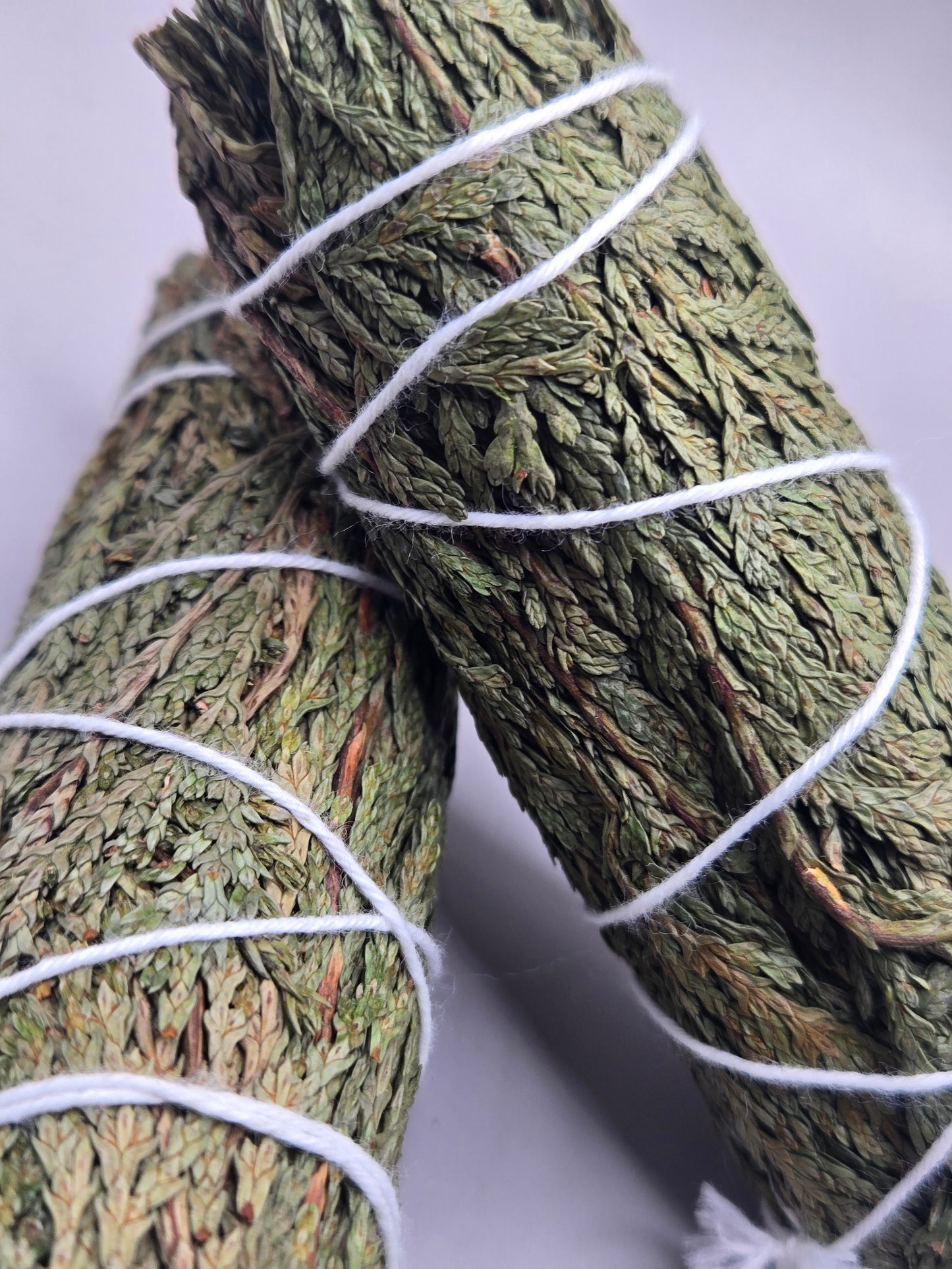 Cedar Smudge Stick, 4" Natural Cedar Bundle